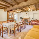 4 Bedroom Lovely In Nyaraló Codivara