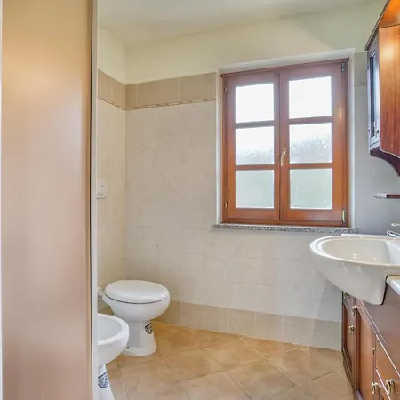 بيت للعطل 4 Bedroom Awesome In