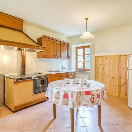4 Bedroom Awesome In 펜션 Codivara
